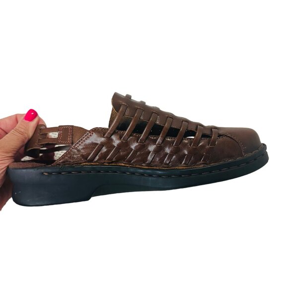 Clarks Women's Brown Sandals Size 7M Cushioned Comfort Braided Leather Slip On - Picture 6 of 10